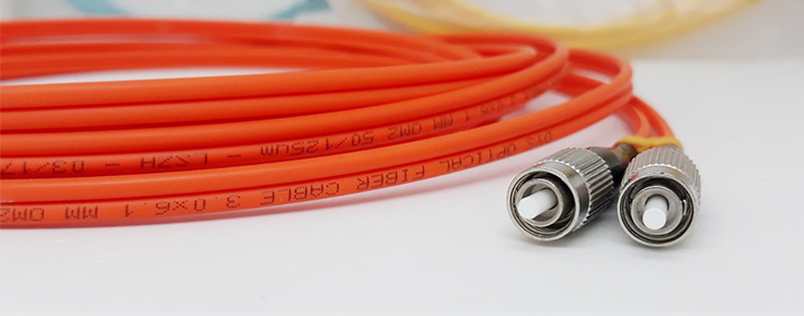 rera Dây nhảy SC/PC-FC/PC - multi mode-OM2 - Chủng loại multi mode OM2 - Dây đôi ( duplex) Vỏ màu cam, chất liệu LSZH - Chiều dài từ 0.5M đến 100M - Chuẩn kết nối SC/PC-FC/PC - Đường kính sợi 2.0mm hoặc 3.0mm - Suy hao IL<=0.2dB, phản hồi RL>=50dB - Nhiệt độ dải hoạt động rộng